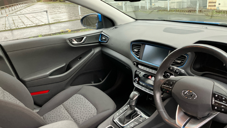 Hyundai IONIQ 1.6 GDi Plug-in Hybrid Premium 5dr DCT Hatchback